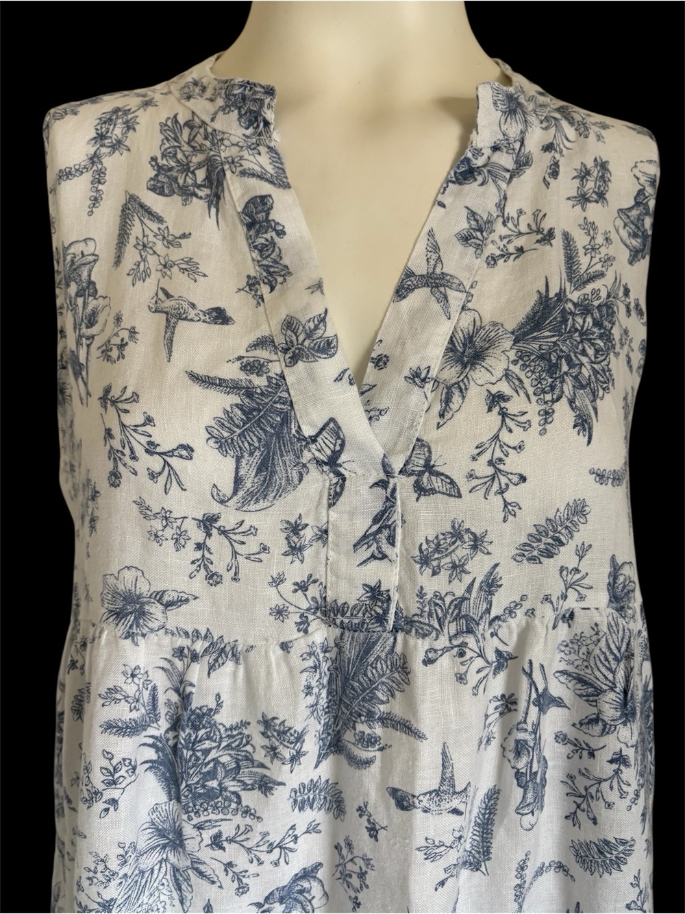 Rosemarine Italy tiered linen dress blue white floral hummingbird print Medium